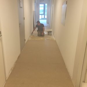 vloer schuren in borne